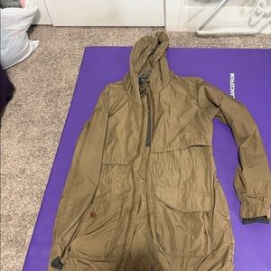 Mountain Hardwear Olive Green Jacket